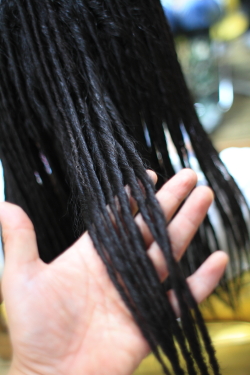 ツイストドレッド