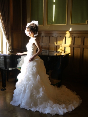 激安格安ウェディングドレスは大人ウェディング.com青山サロン