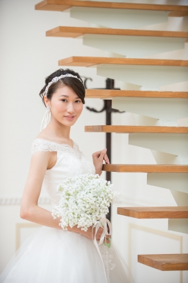 ティアラが激安格安なのは東京青山の大人ウェディング.com青山サロン