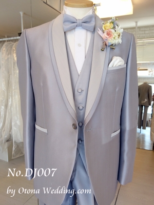 タキシードが長期レンタルで激安格安なのは大人ウェディング.com青山サロン