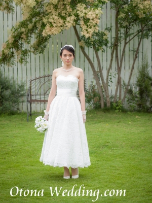 激安格安ウェディングドレスは大人ウェディング.com青山サロン