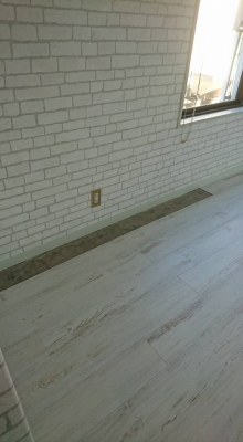 ウェディングドレスが激安格安なのは東京青山の大人ウェディング.com青山サロン