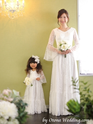 ウェディングドレスが激安格安なのは東京青山の大人ウェディング.com青山サロン