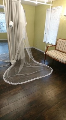 ロングベールのシワ伸ばし | ドレスショップTagless青山サロン公式ブログ（旧大人ウェディング.Com）
