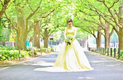 激安格安ウェディングドレスは大人ウェディング.com青山サロン