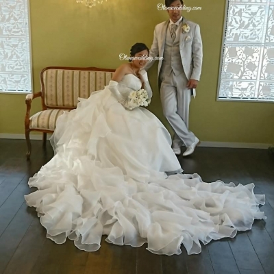 激安格安ウェディングドレスは大人ウェディング.com青山サロン