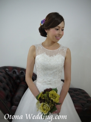 激安格安ウェディングドレスは大人ウェディング.com青山サロン