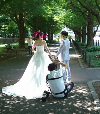 激安格安ウェディングドレスは大人ウェディング.com青山サロン