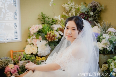 激安格安ウェディングドレスは大人ウェディング.com青山サロン