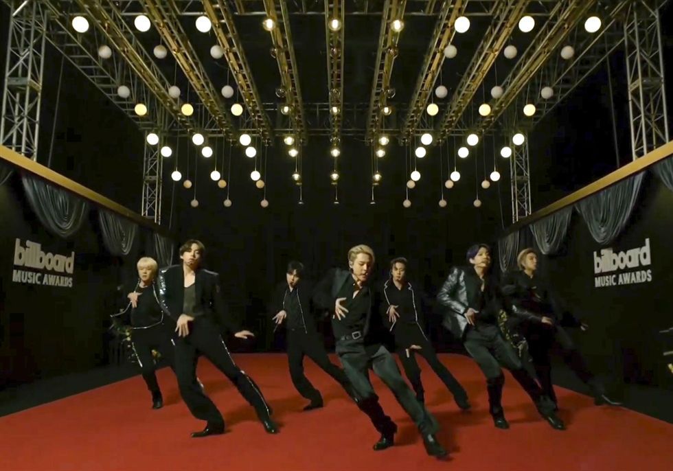 In this video image provided by NBC, BTS performs during the Billboard Music Awards at the Microsoft Theater in Los Angeles, Calif., May 23 (local time). AP-Yonhap