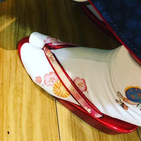 成人式の足袋にペイント 成人式の足袋にペイント