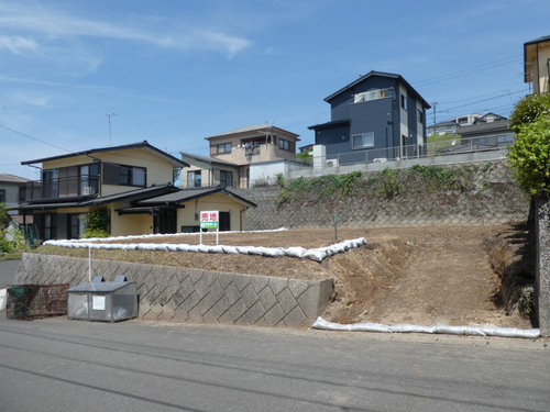 鹿児島市牟礼岡3丁目【売地】 敷地乗入口造成済み約68坪350万円