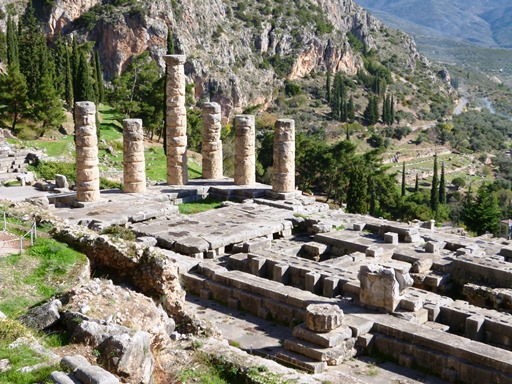 ギリシア旅行記part５ デルフォイの神殿 大天使のアチューメント 遠距離ヒーリング 宇宙の光