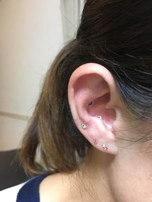 耳つぼジュエリーPiari