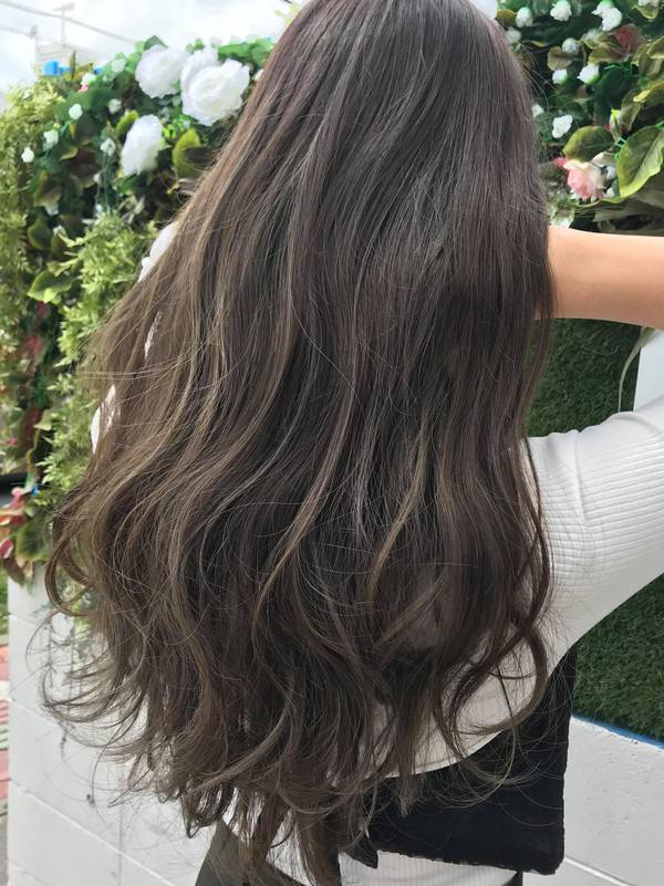 ハイライト　ヘアカラー　北谷　美浜　