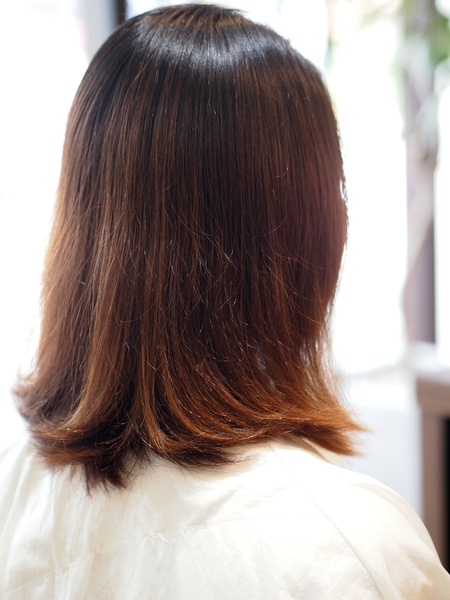 バッサリ刈り上げ女子　沖縄美人のツーブロックヘアスタイル　ビフォアー＆アフター写真3