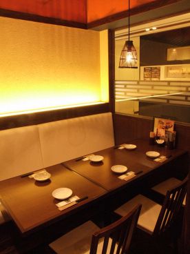 ロンフーダイニング 博多1番街店の雰囲気1