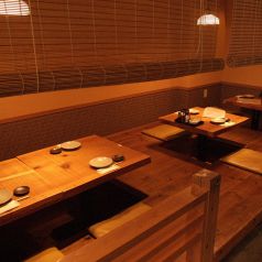 堀ごたつ席、区切っても使用〇