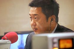 「マット安川のずばり勝負」マット安川／前田せいめい撮影