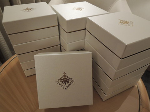 毎月が南の島2012 沖縄で出会った素敵な箱