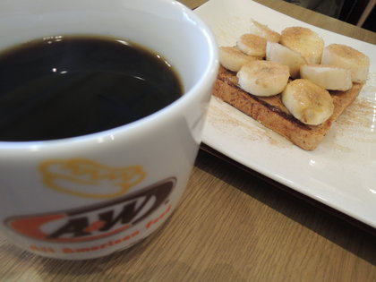 Ａ＆Ｗ Plus Cafe（A&W初のカフェスタイル）