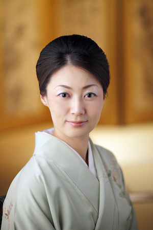 有斐斎弘道館館長・濱崎加奈子