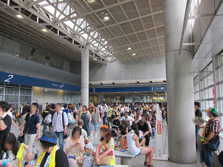 Macross 064_edited-1