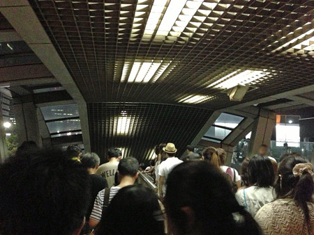 Macrossip 105_edited-1