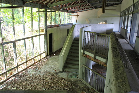 廃墟 東濃朝鮮初中級学校 廃墟巡行 Tours To Ruins