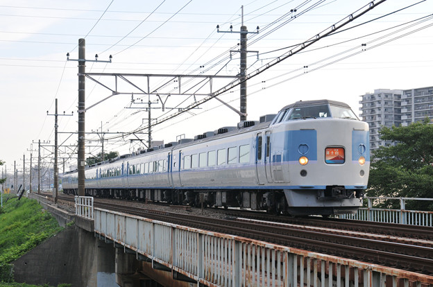 8570M「ホリデー快速富士山2号」　189系ﾄﾀM50編成