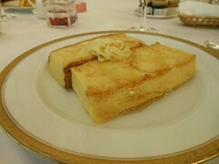 ホテルオークラ東京　フレンチトースト　バター