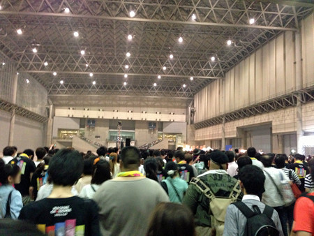 Macrossip 072_edited-1