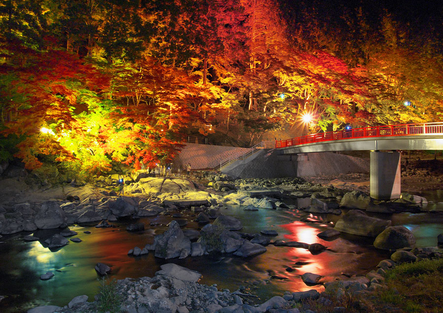 香嵐渓の紅葉01