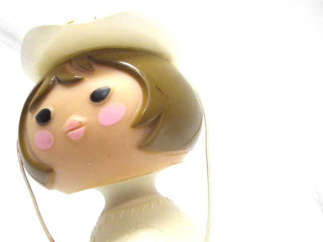 AVON SMALL WORLD スモールワールド