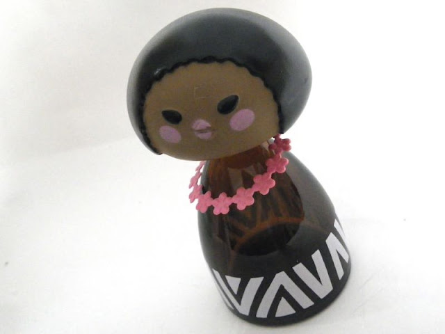 AVON SMALL WORLD スモールワールド
