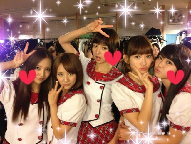ａｋｂ４８劇場 ７周年 記念公演で １期 １４期 全員集合 Ameba Tsuku