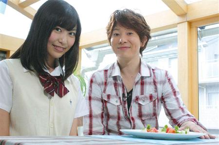 akb12082305080003-p12