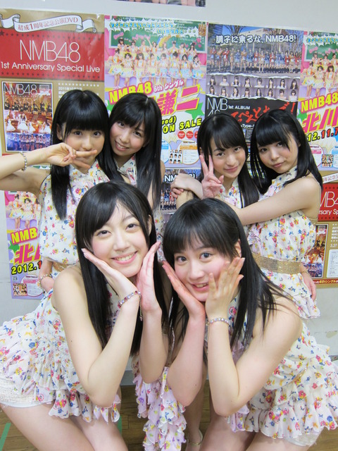 バックダンサー