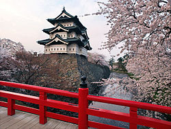 250px-Hirosaki_castle