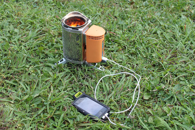 biolite_bio_fuel_usb_charger_iphone_review_9-thumb-450x300-50939