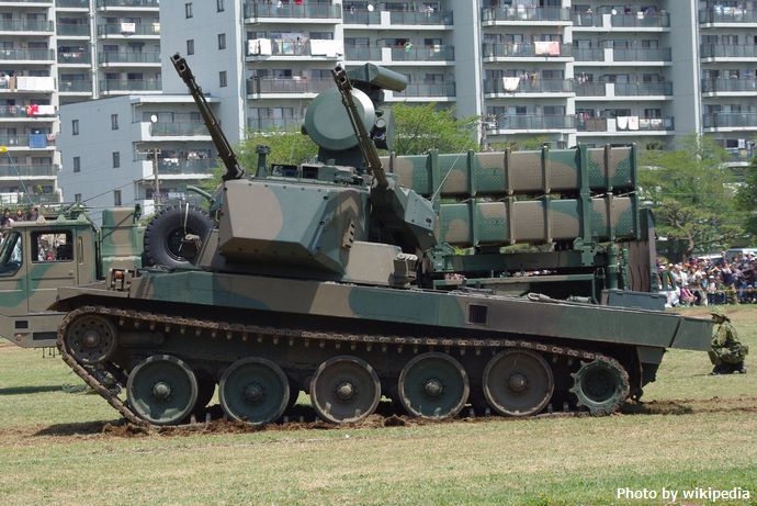 JGSDF_Type_87_Self-Propelled_Anti-Aircraft_Gun_20120429-03