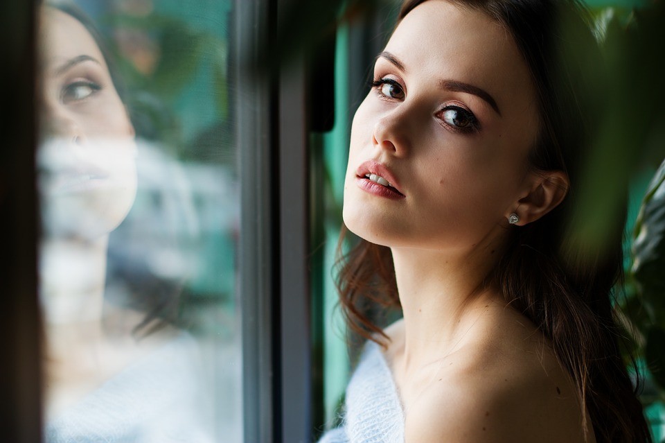woman-3083391_960_720