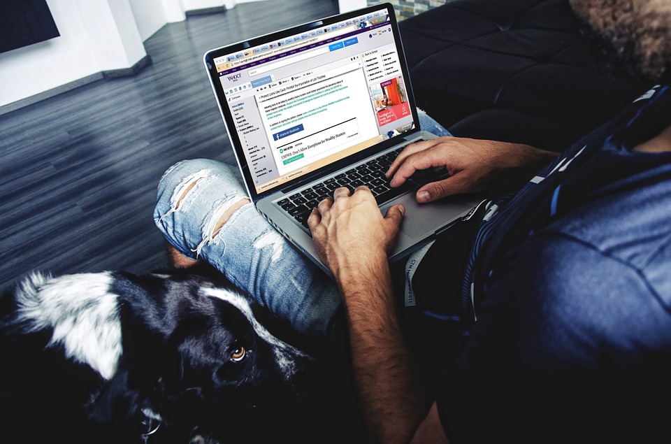 laptop-958239_960_720