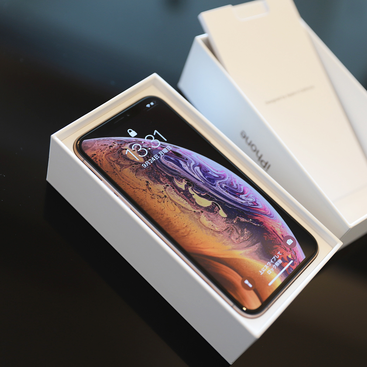 iPhoneXS-02