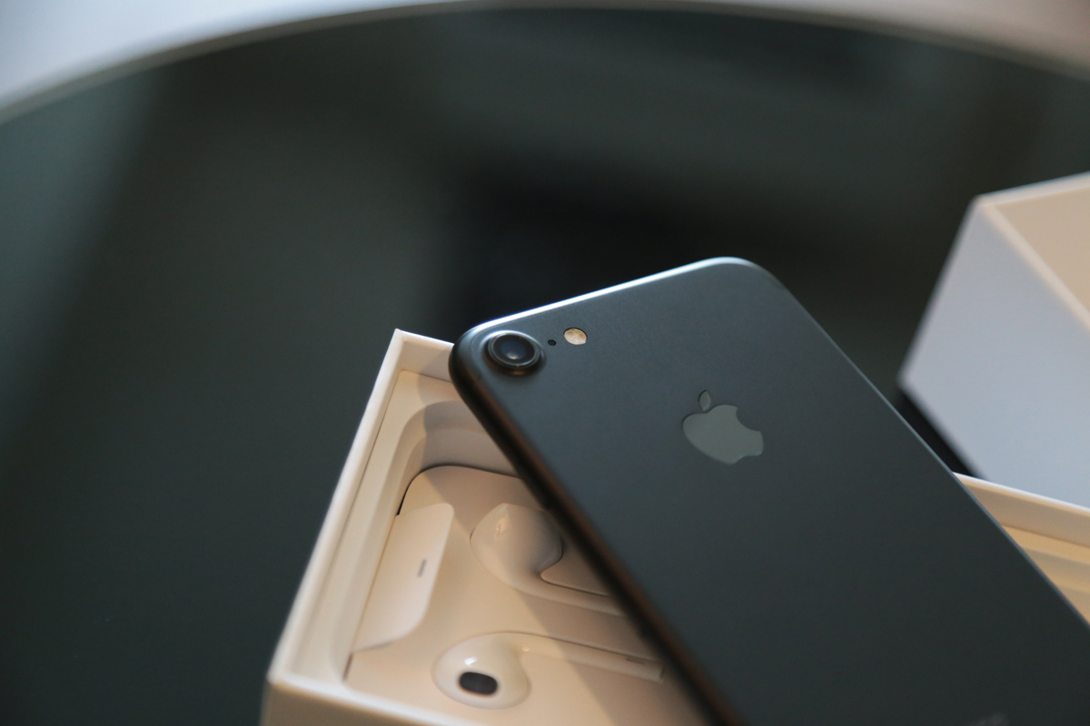 iPhone7ブラック