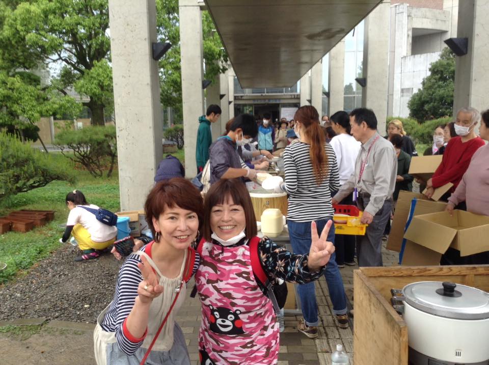 榎嶋さん炊き出し