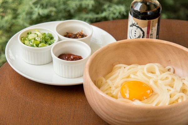 旨味が溢れる奇跡の釜玉うどん
