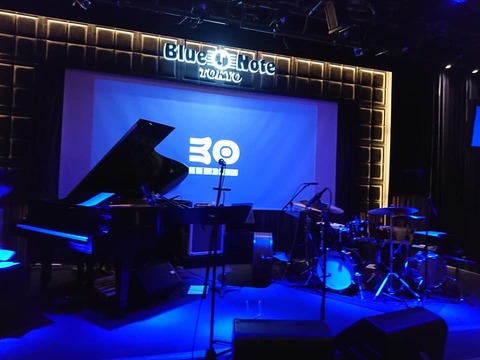 36520853_2155421271360650_5192811710804656128_n