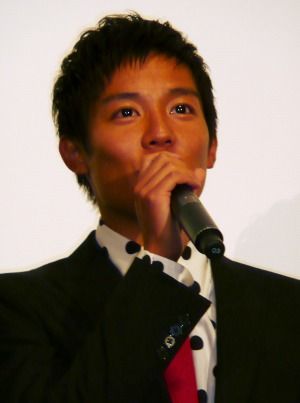 小出恵介