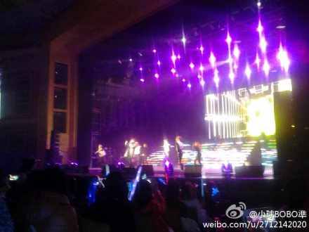 1517547_701418386557712_1300474110_n